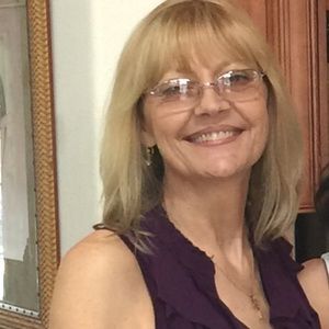 Meet your Posher, Lori